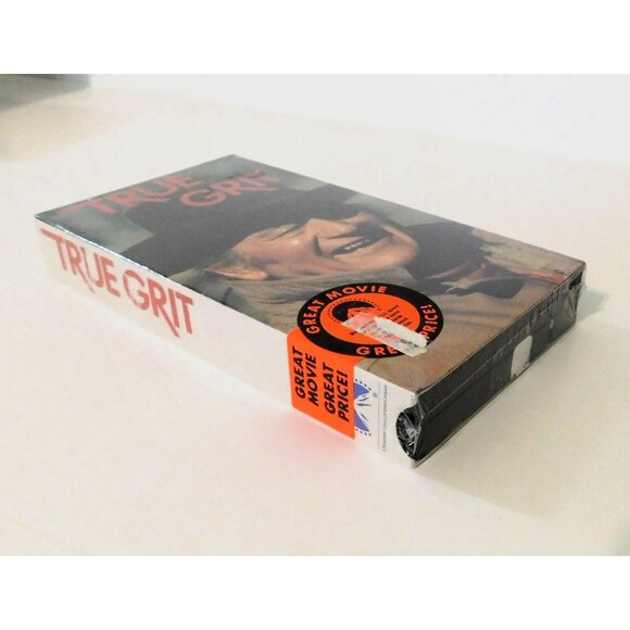True Grit John Wayne Glen Campbell VHS 1992 Sealed Western Movie Collectible - Picture 3 of 3